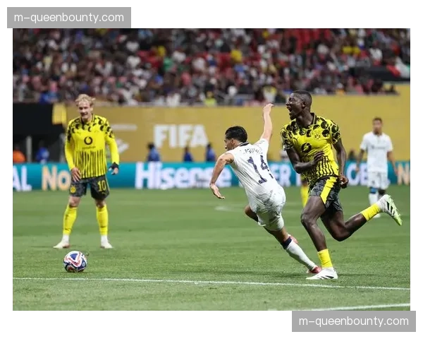 多特蒙德五名主力伤停困扰 阿德耶米停赛影响锋线